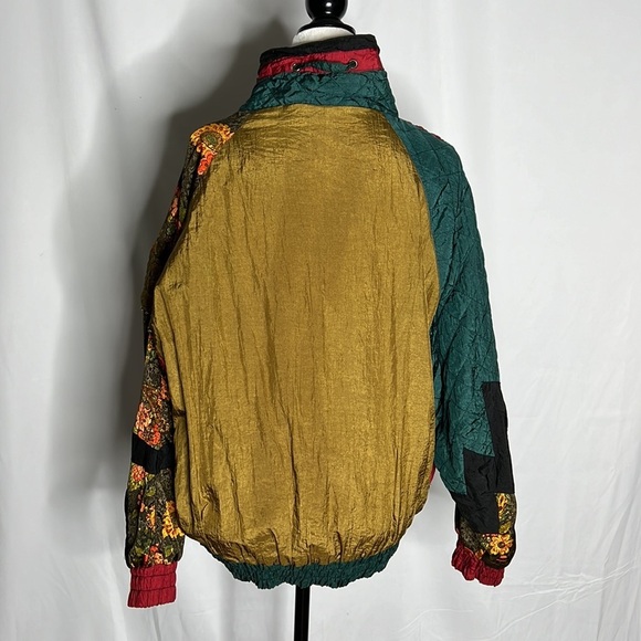 Vintage Nuggets gold  & red windbreaker size large - Picture 2 of 10